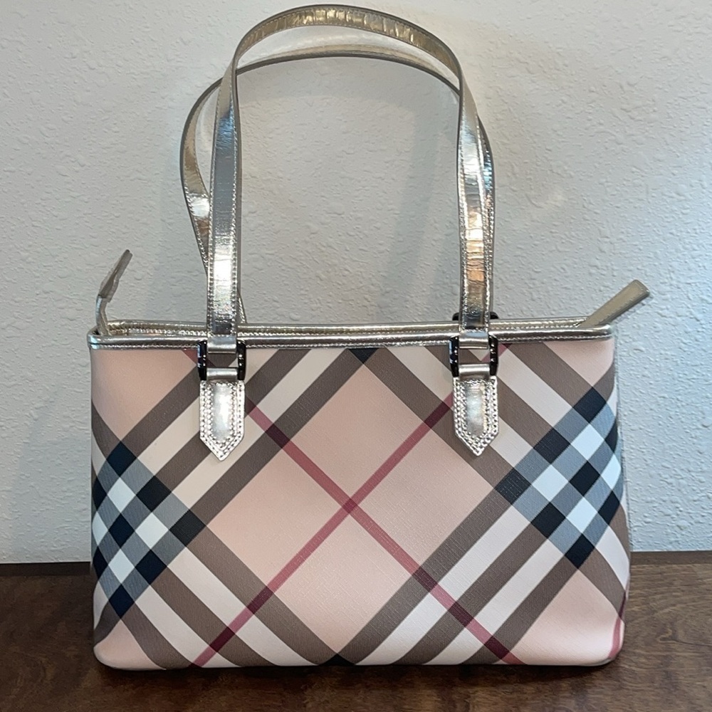BURBERRY NOVA CHECK GOLD PATENT LEATHER TOTE TOP ZIP